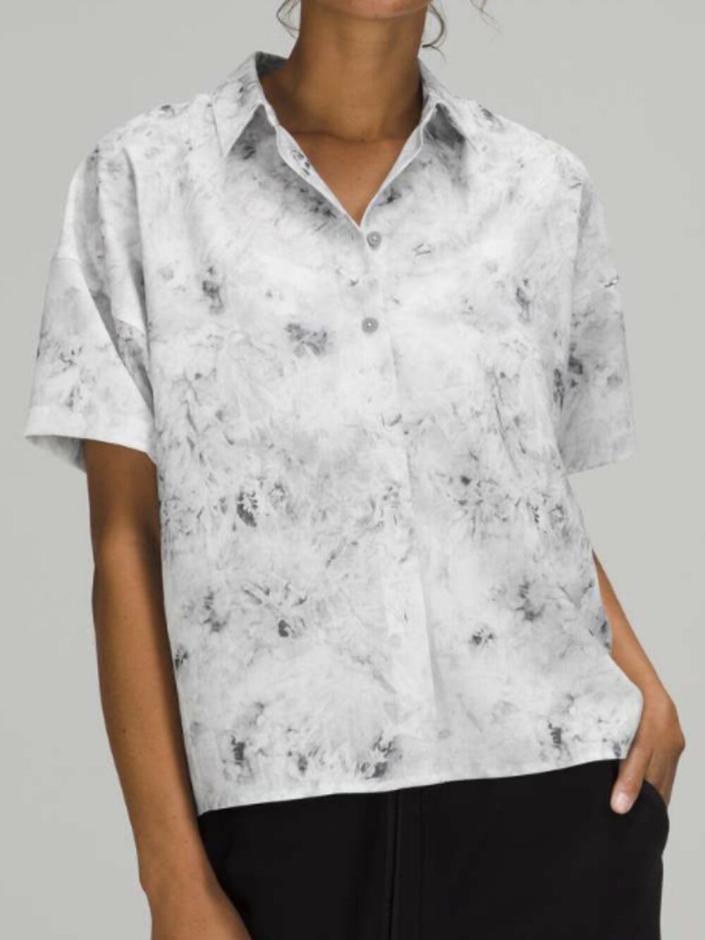 Lululemon Full Day Ahead Short Sleeve Shirt Sz 2